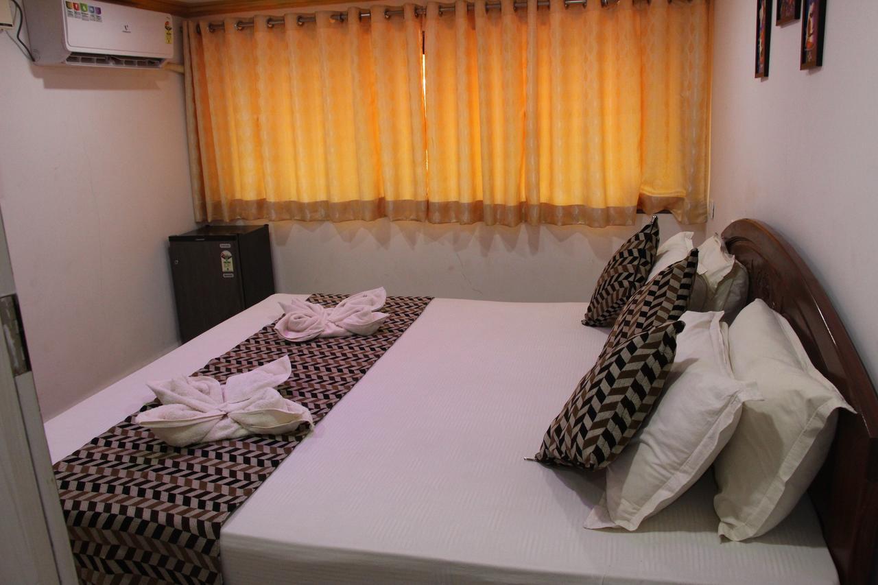 Hotel M R Manfred Calangute Exterior photo